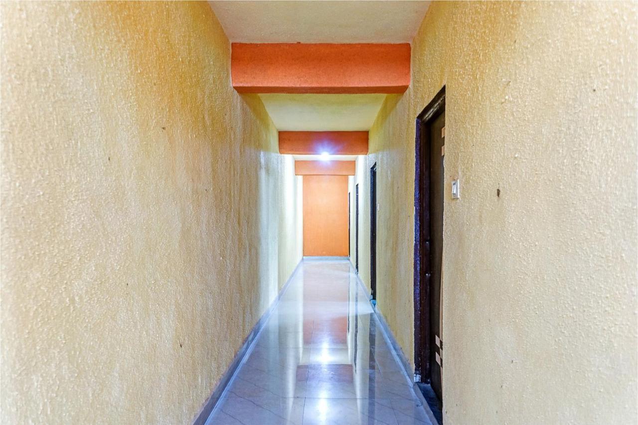 Spot On 81689 New Saiba Lodging Poona Buitenkant foto