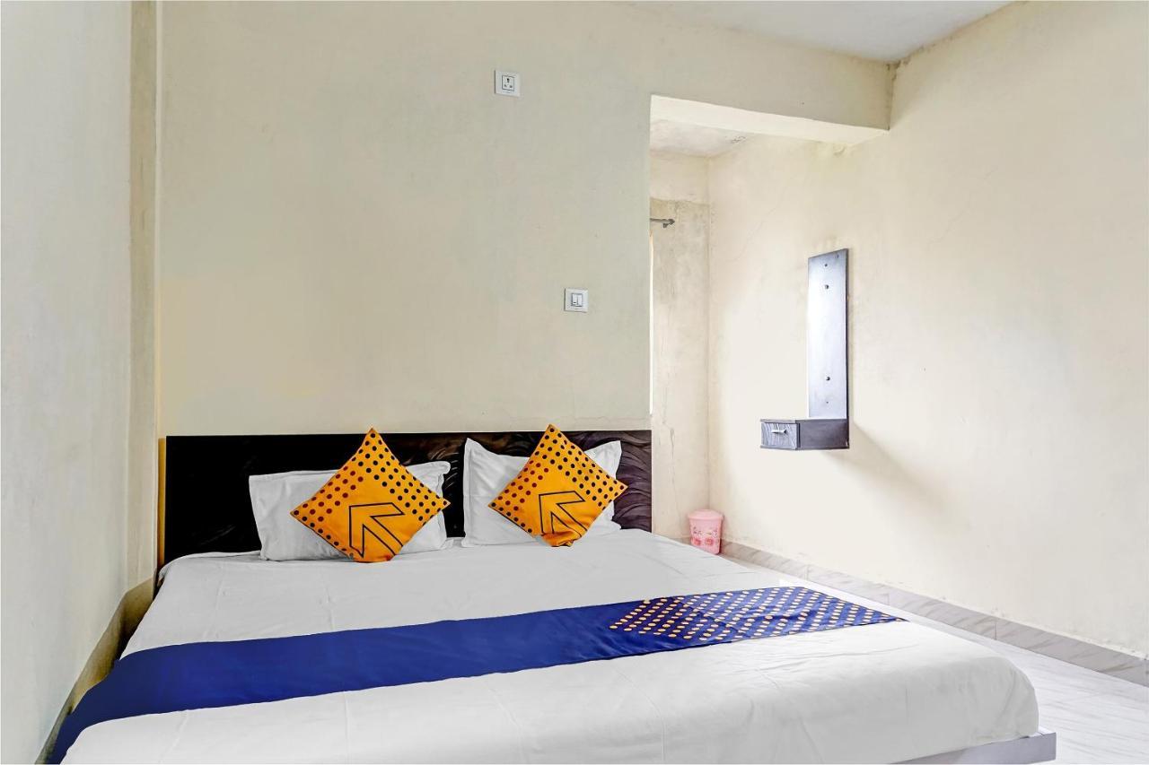 Spot On 81689 New Saiba Lodging Poona Buitenkant foto
